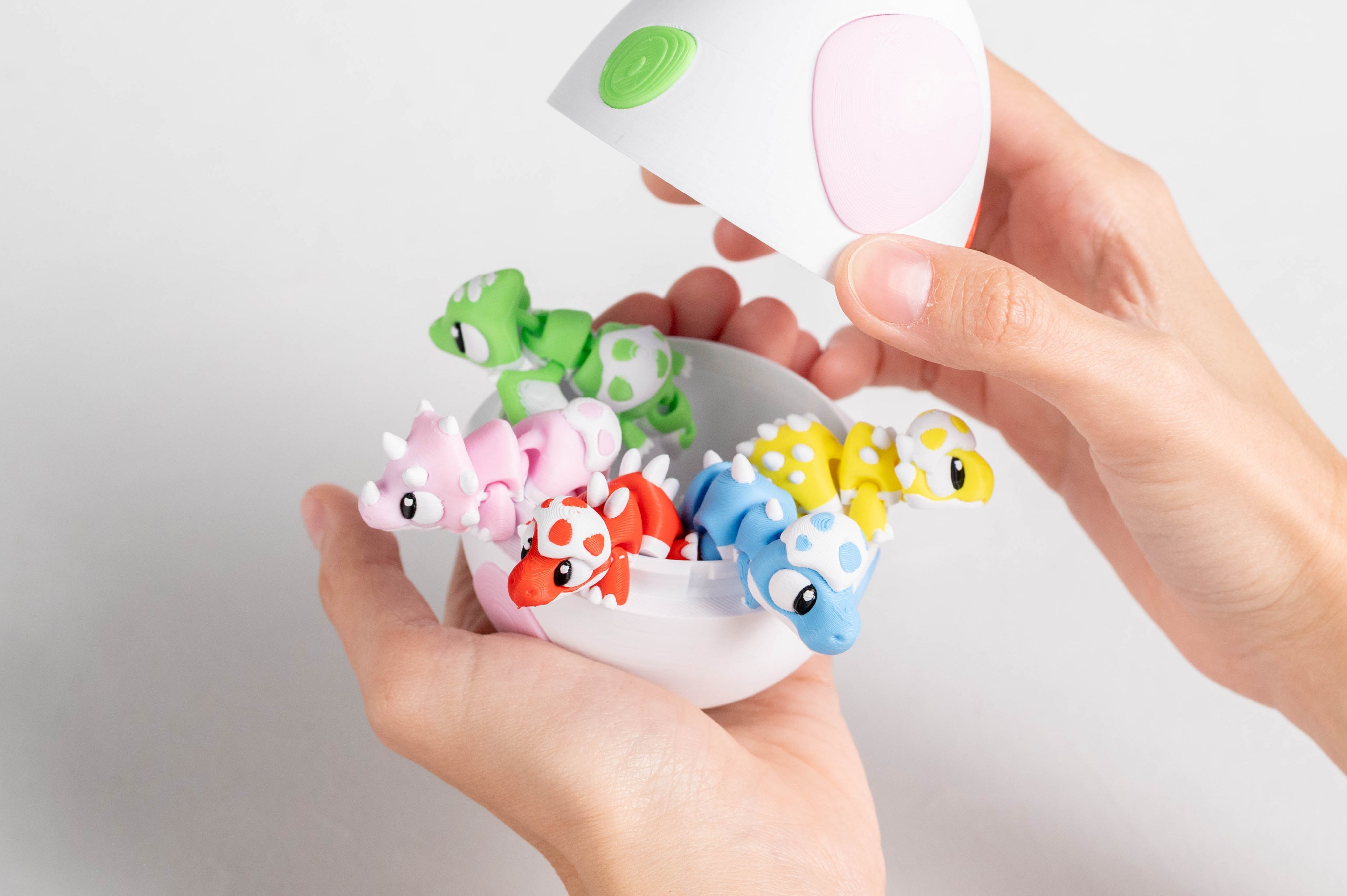 Dinosaur Egg & 5 Dinos