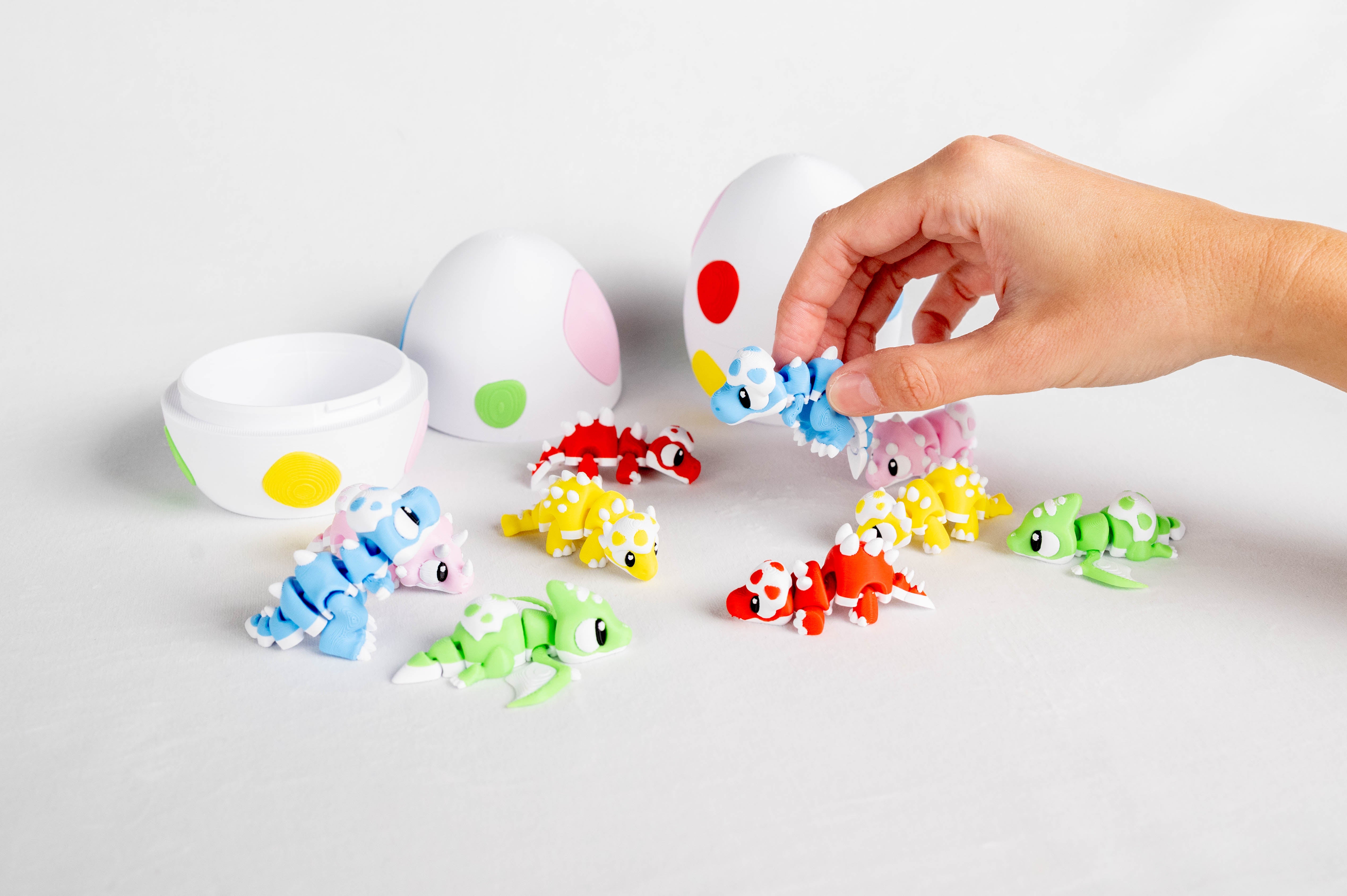 Dinosaur Egg & 5 Dinos