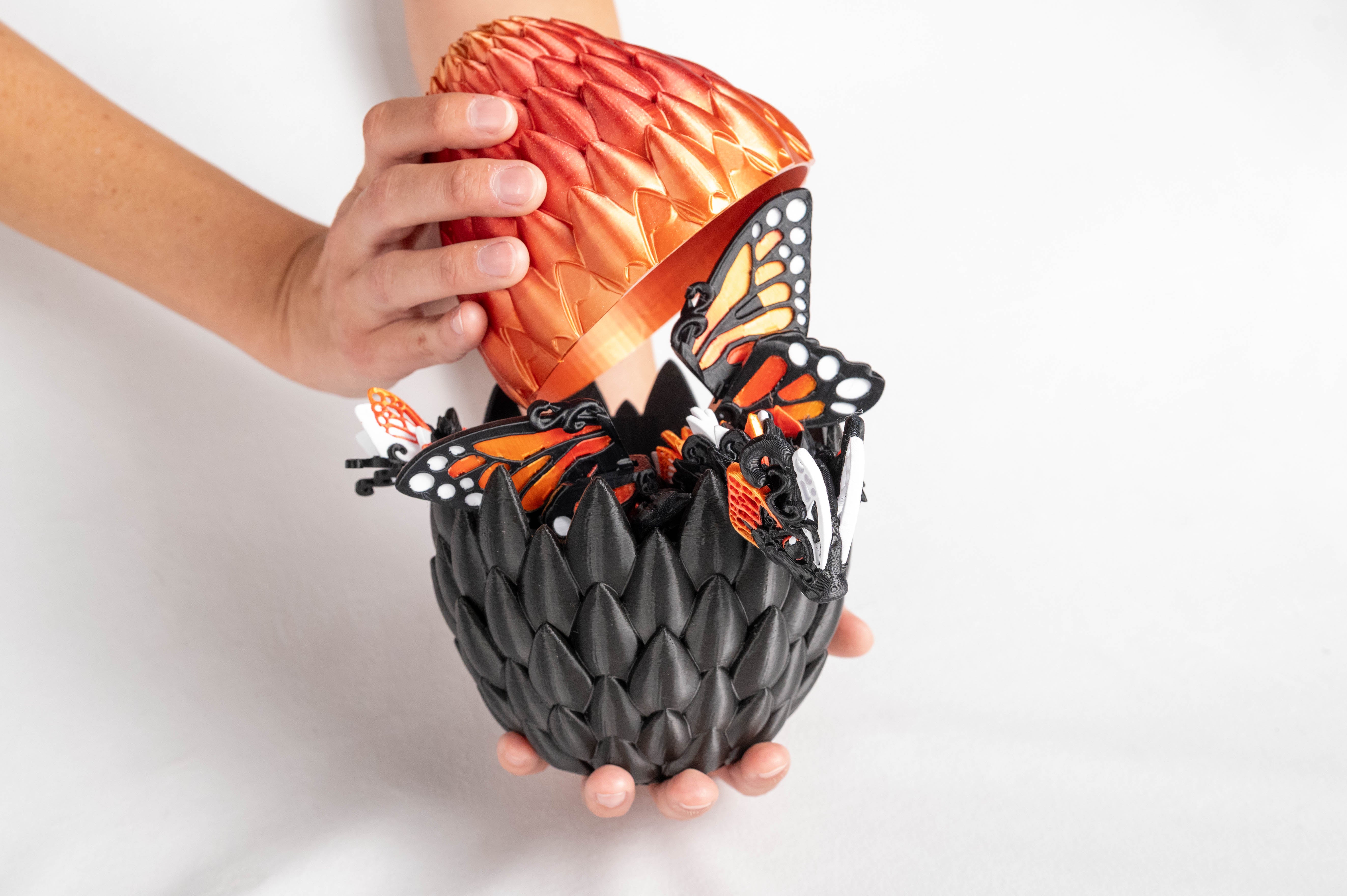 Red Monarch | with dragon egg