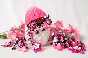Sakura / Small baby in a dragon egg